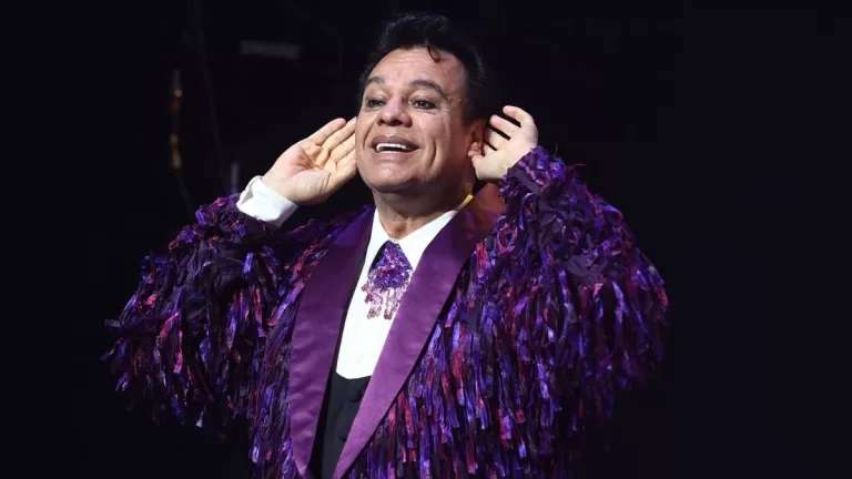 Juan Gabriel (2)