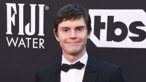 Evan Peters