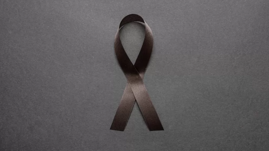 Muere