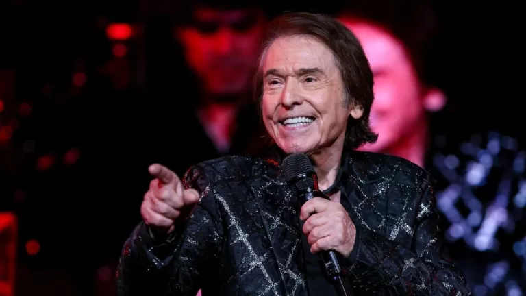 ¡Confirmó segunda fecha! Raphael suma un nuevo concierto en Chile 2026: Revisa el listado de precios