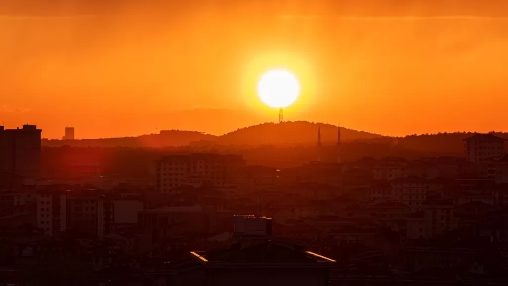 Calor Tormenta Electrica