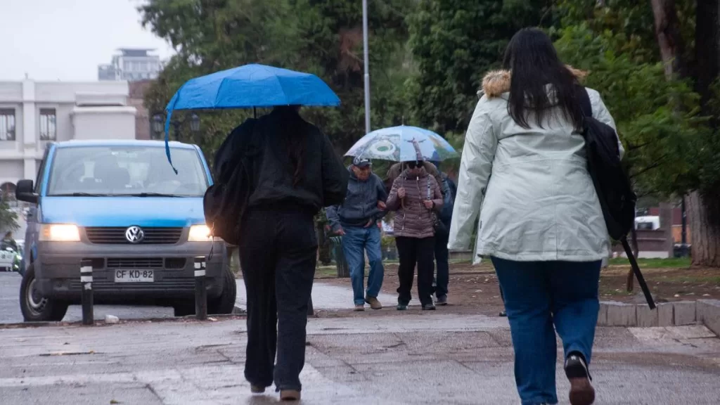 Lluvia En Santiago