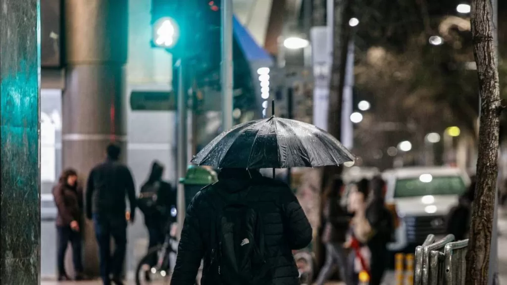 Lluvia En Santiago