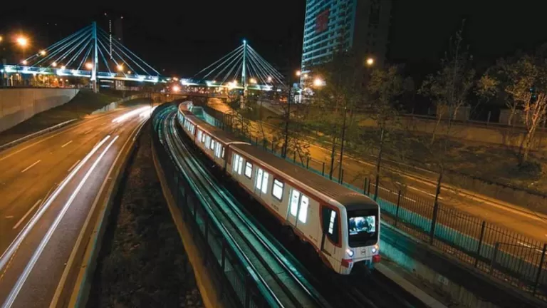 Metro De Santiago