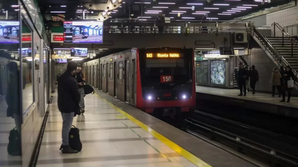 Metro De Santiago