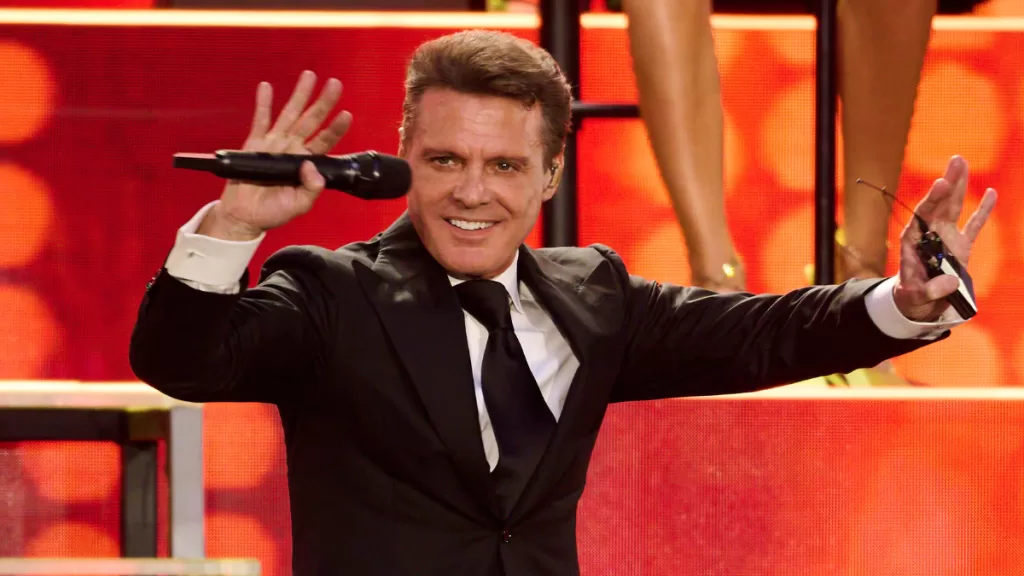 Luis Miguel (4)