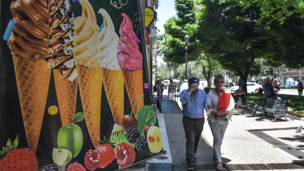 PRIMAVERA VERANO CALOR SANTIAGO