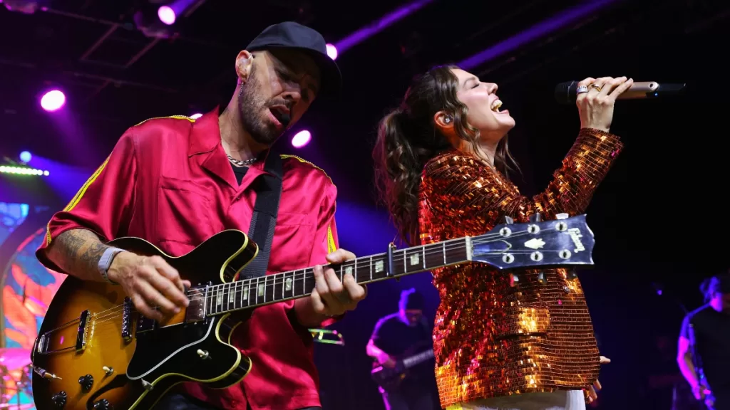 Jesse Y Joy (2)